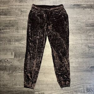 Lululemon Velvet Jogger Pants in Dark Brown